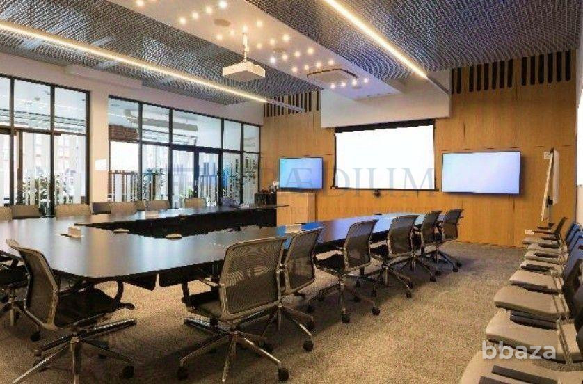 Сдается офисное помещение 9686 м² Москва - изображение 1