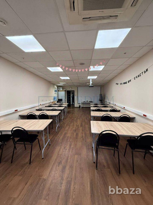 Сдается офисное помещение 594 м² Москва - изображение 5