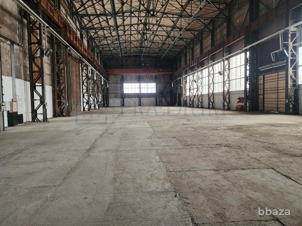 Сдается помещение 2350.00 м² Москва - изображение 1