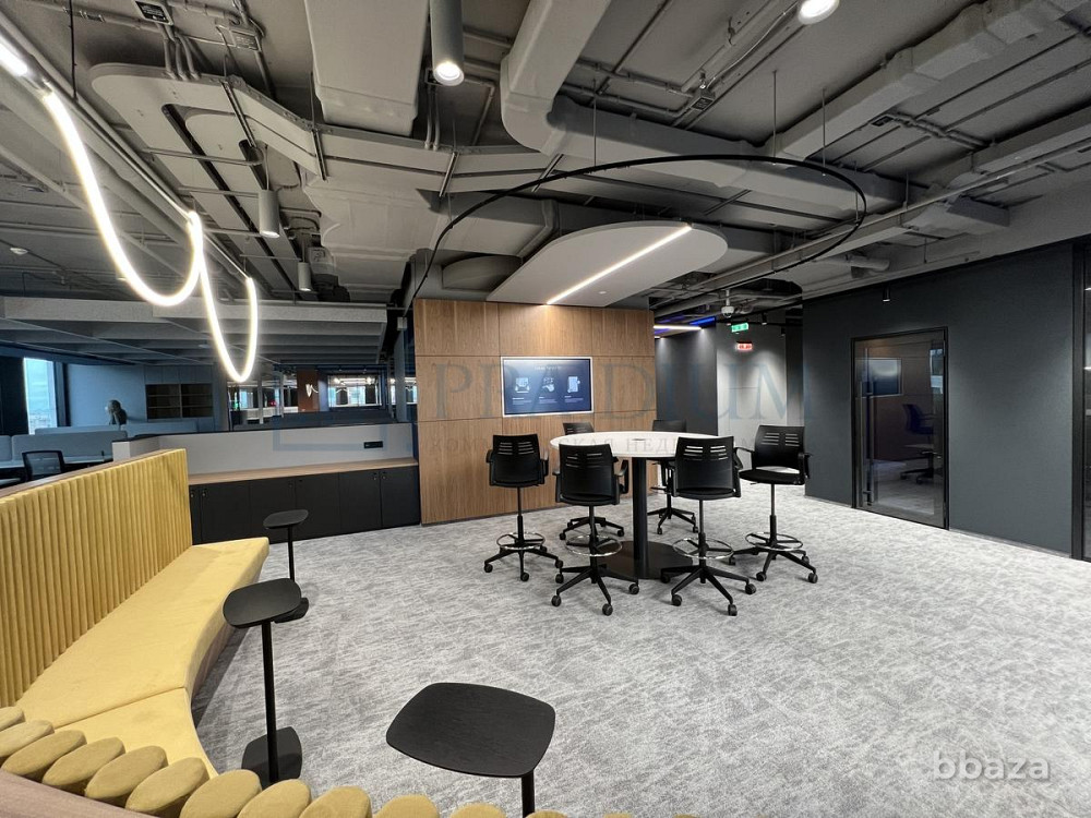 Сдается офисное помещение 251 м² Москва - изображение 7