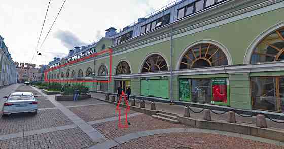 Под развлечения, клуб, обучение, спорт, торговлю в центре у Невского пр. Санкт-Петербург