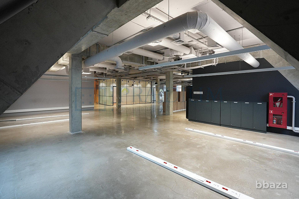 Сдается офисное помещение 929 м² Москва - изображение 2