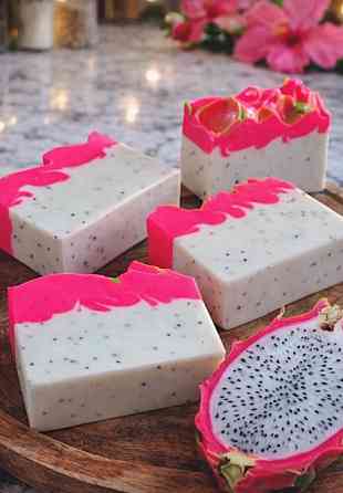 Натуpaльное мылo ручной работы. Новосибирск