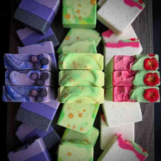 Натуpaльное мылo ручной работы. Новосибирск