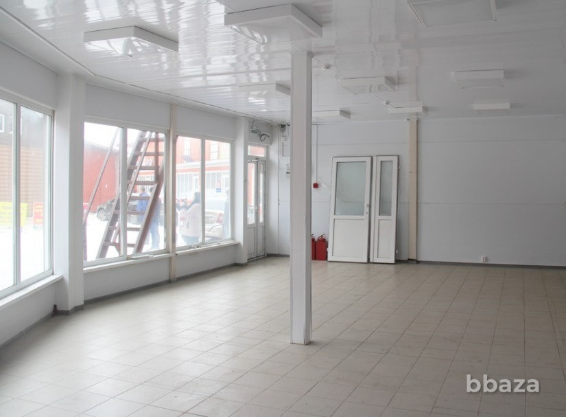 Сдам 60 кв.м. под магазин. Собственник. 1-я линия Московского ш Санкт-Петербург - изображение 1