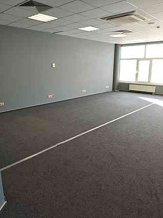 Светлое помещение под офис в аренду 65 м2 в бизнес-центре. Москва