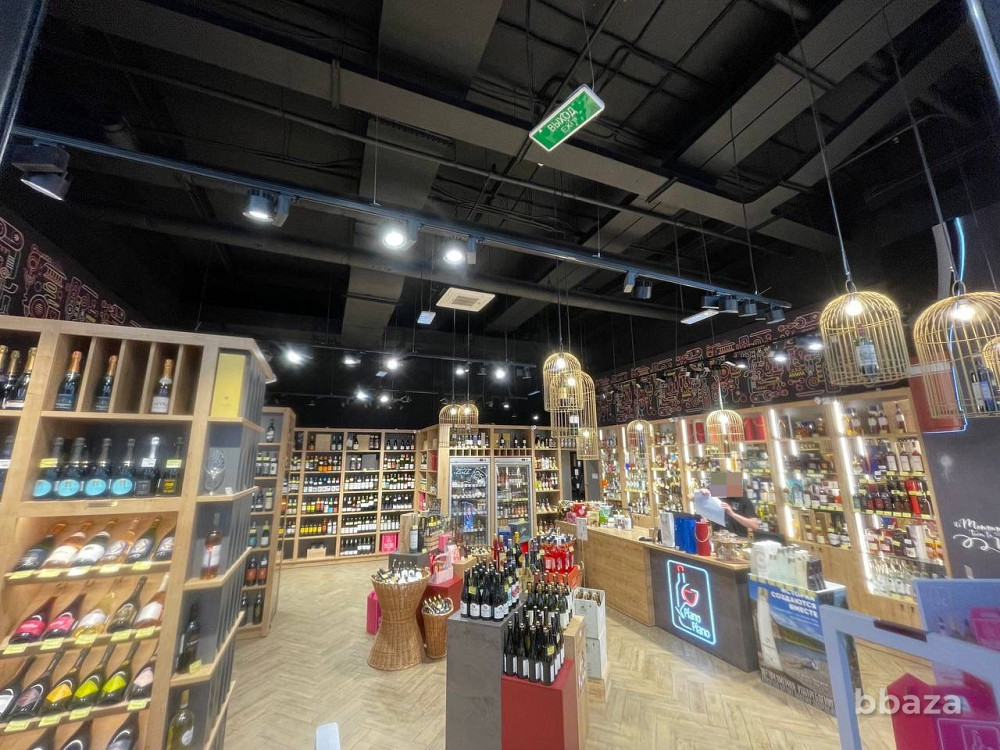 Продается готовый бизнес сеть винотек 81 м2 Мурино - изображение 2