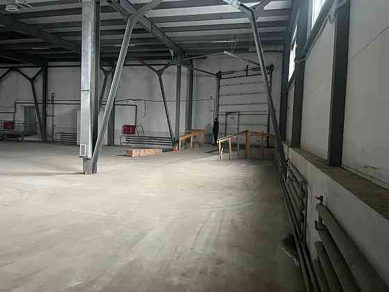 Сдам теплый склад 1006 м2 на первой линии Северного шоссе Красноярск