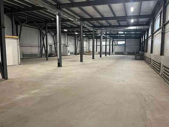 Сдам теплый склад 1006 м2 на первой линии Северного шоссе Красноярск