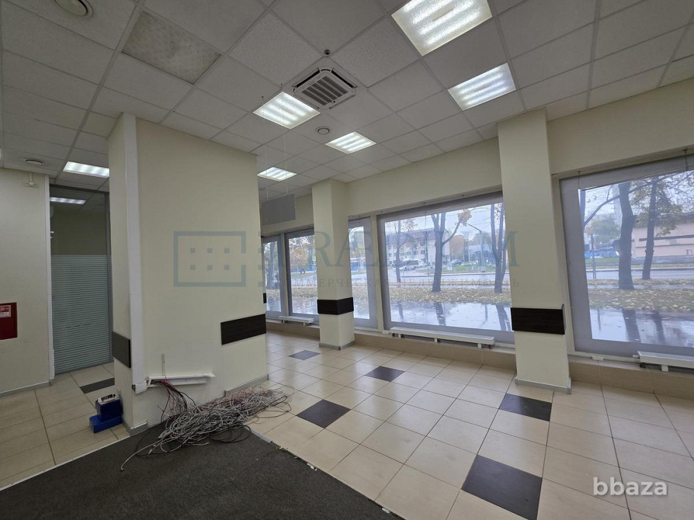 Сдается торговое помещение 24 м² Москва - изображение 1