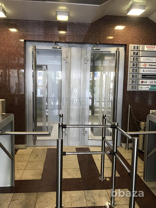 Сдается офисное помещение 252 м² Москва - изображение 3