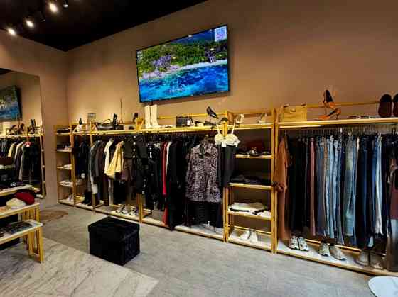 Магазин одежды и обуви. Товар на 1.000.000руб Евпатория