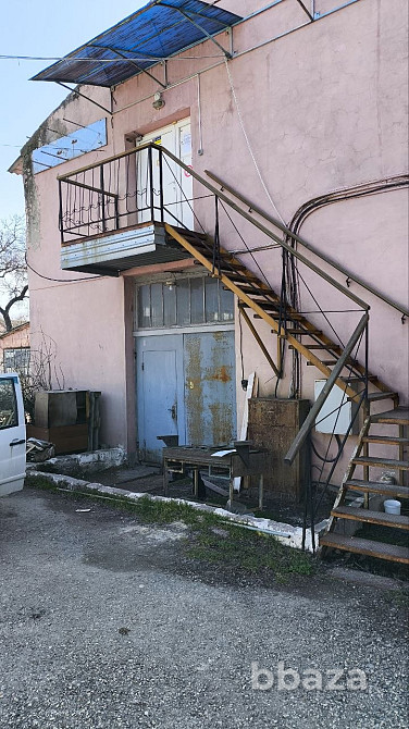 Аренда офиса 134.4 м2 село Крым - изображение 1