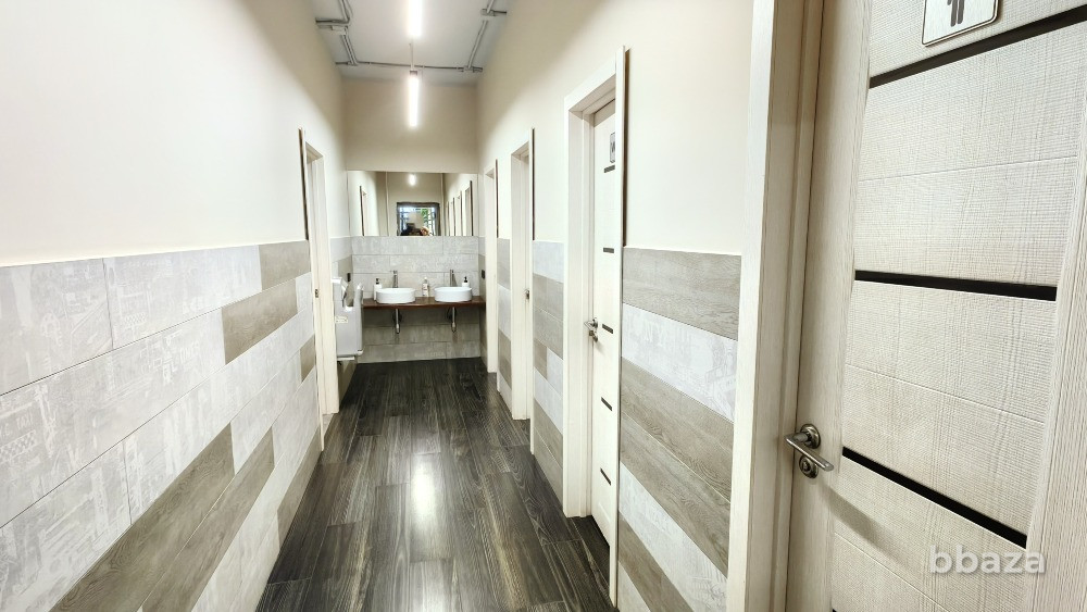 Офис с ремонтом и мебелью 120 м² 5 кабинетов Красноярск - изображение 6