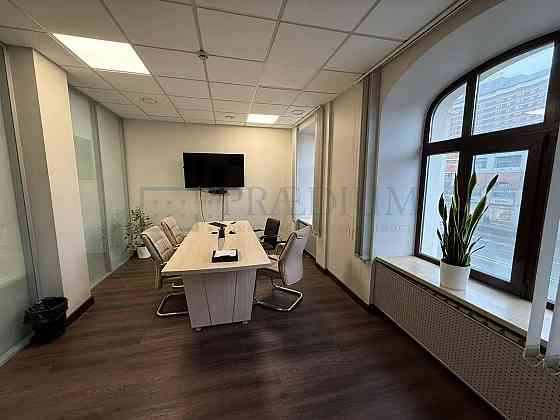 Сдается офисное помещение 468 м² Москва