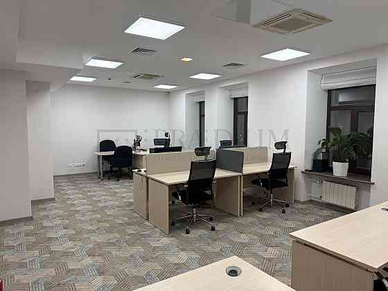 Сдается офисное помещение 468 м² Москва