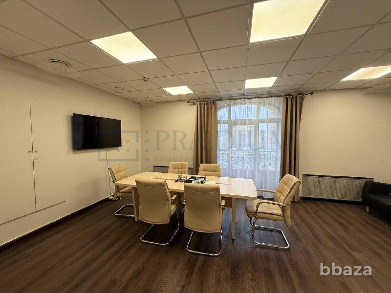 Сдается офисное помещение 253 м² Москва - изображение 1