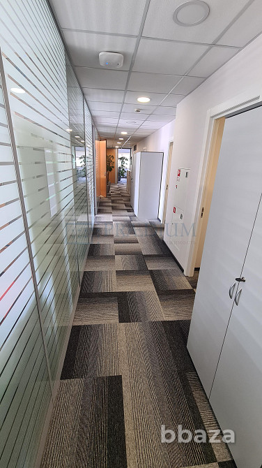 Сдается офисное помещение 485 м² Москва - изображение 6