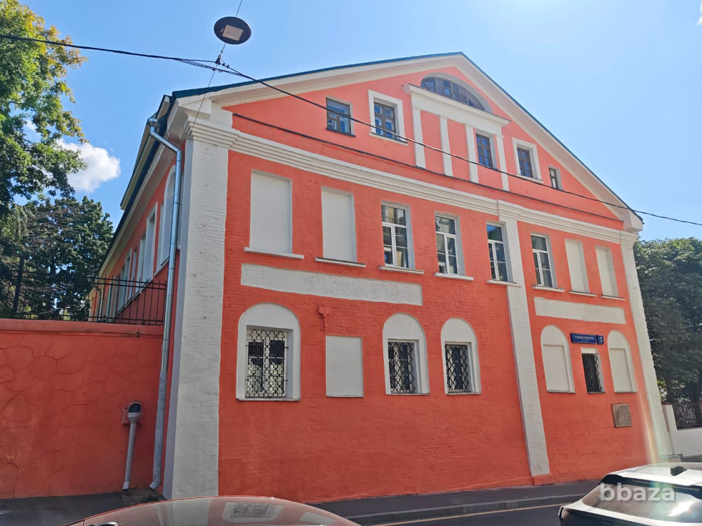 Особняк в центре в аренду Москва - изображение 1