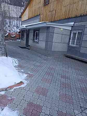 Здание площадью 314 кв.м с земельным участком Россия