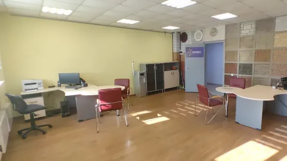 Офис 38,4 м² с мебелью и оргтехникой на Калинина Красноярск