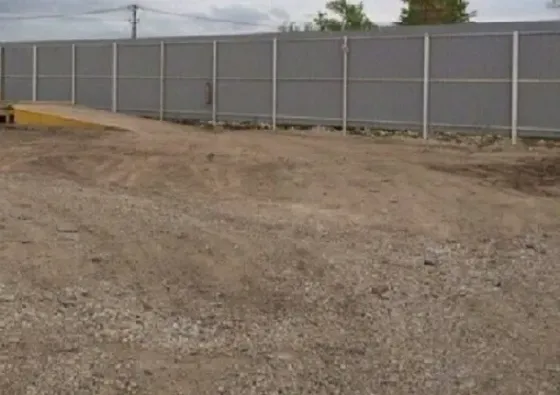 Сдам открытую площадку 8 сот. под торговлю Санкт-Петербург