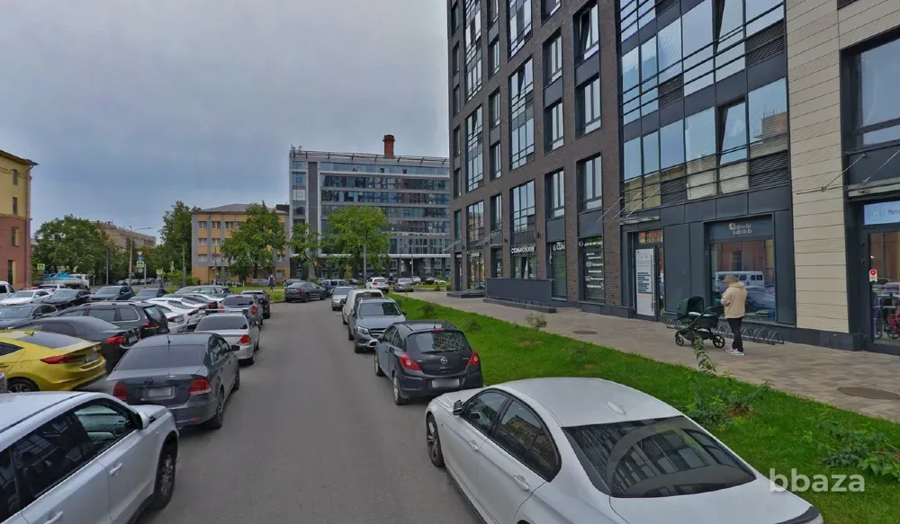 Отдельное помещение с ремонтом и витринами на 1 эт. в новом ЖК Санкт-Петербург - изображение 3