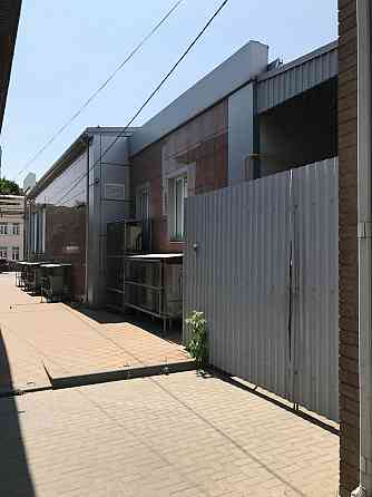 Торговое помещение 456.6 м2 в аренду Таганрог