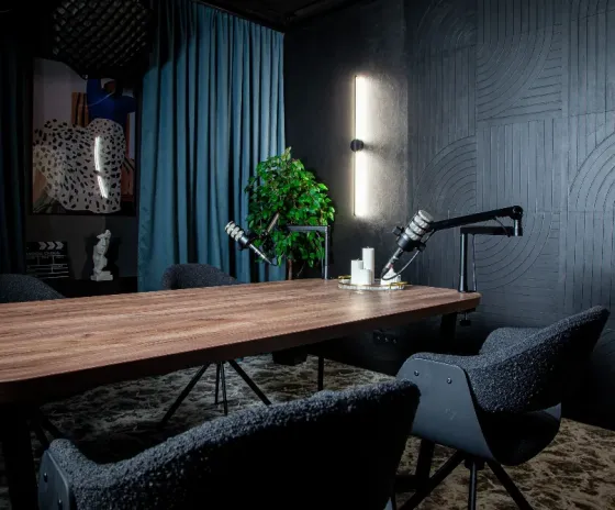 Аренда студии для записи подкаста Искусство Подкаста Москва