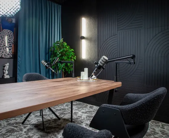 Аренда студии для записи подкаста Искусство Подкаста Москва