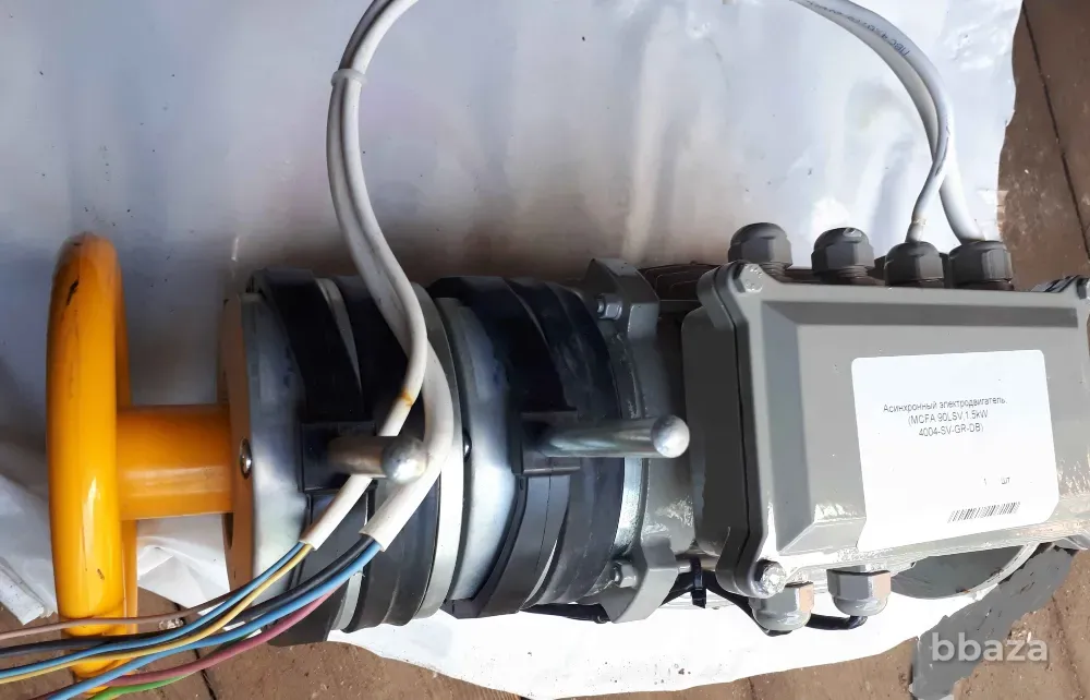 Асинхронный электродвигатель MCFA 90LSV,1,5kW 40004-SV-GR-DB с эл.магн.торм Москва - изображение 2