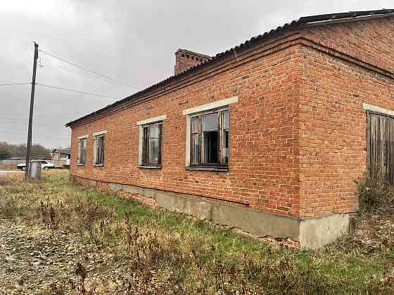 Административное здание 170.5 кв.м с зем. участком, в Джамбечий Адыгея