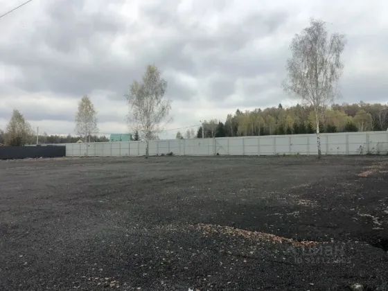 Сдаю участок 1400 м2 под стр-во временных сооружений (складов, ангаров). Санкт-Петербург