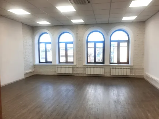 Современный офис у м.пл.Восстания Санкт-Петербург