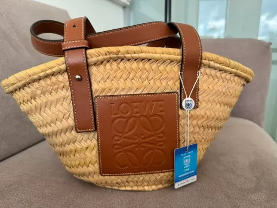 Cумка брендовая, женская, оригинал, раритет, LOEWE, Испания Москва
