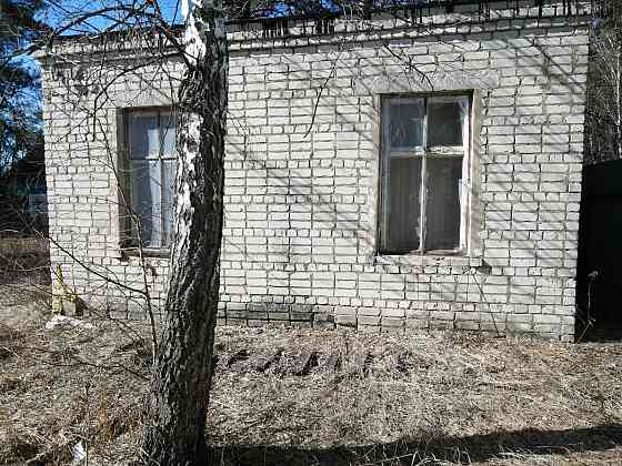 Здание пункта реализации и хранения баллонов площадью 87.2 кв.м Брянская область