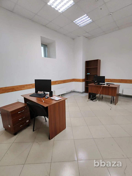 Аренда офиса  с мокрой точкой, 20 м2 Хабаровск - изображение 1