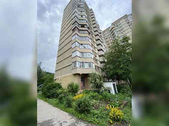 Торговое помещение 105.7 м2 в аренду Москва