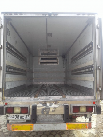 Перевозки, фургон рефрижератор 5 тонн, 10 -15 тонн. Аппарель (гидроборт) Хабаровск