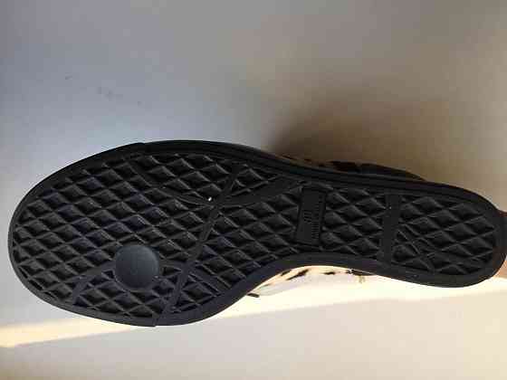 Сникерсы ботинки полусапожки новые giuseppe zanotti италия 39 размер женски Москва
