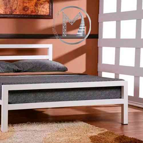 Металлическая кровать белого цвета в стиле Лофт Москва