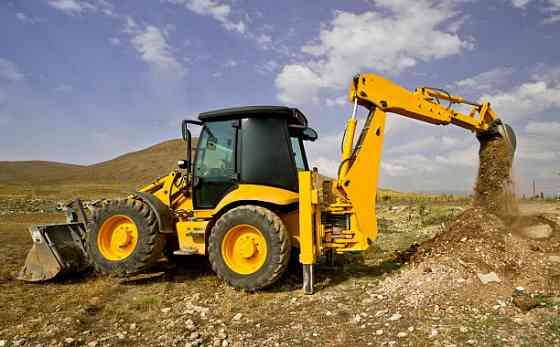 Услуги экскаватора - погрузчика Майкоп